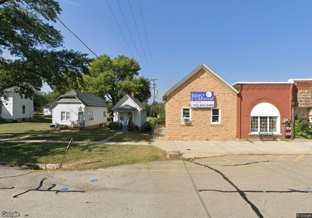 610 Liberty St, Oskaloosa, KS 66066 - photo 1