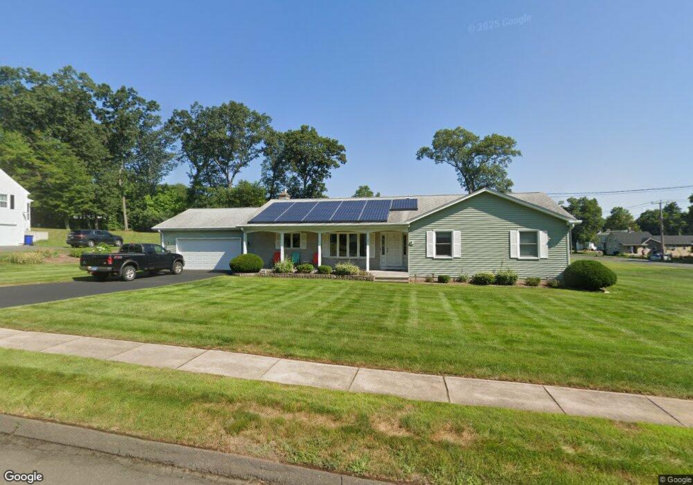 2 Tinker Dr, Windsor Locks, CT 06096 - photo 1