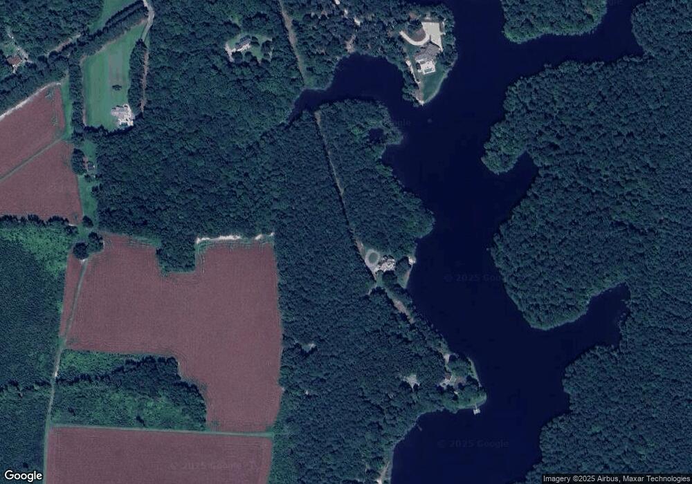 9215 Robin Rd, Disputanta, VA 23842 - photo 1