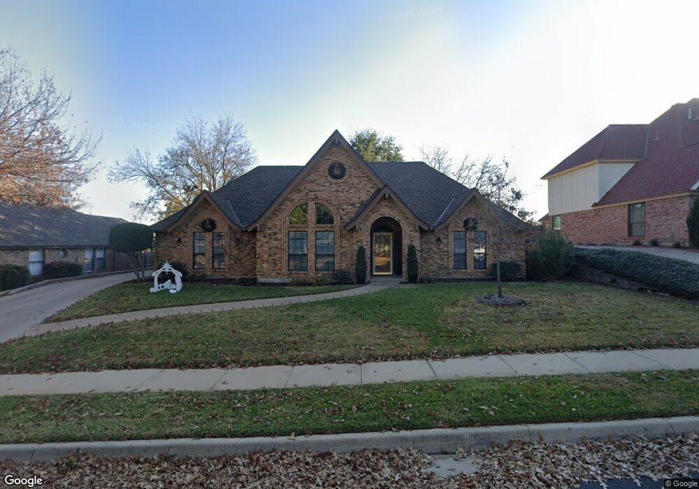 1820 Glenbrook Ct, Bedford, TX 76021 - photo 1