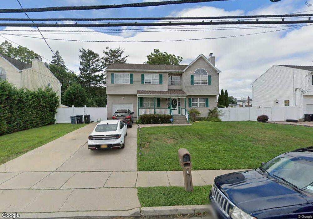 570 Albany Ave, Amityville, NY 11701 - photo 1