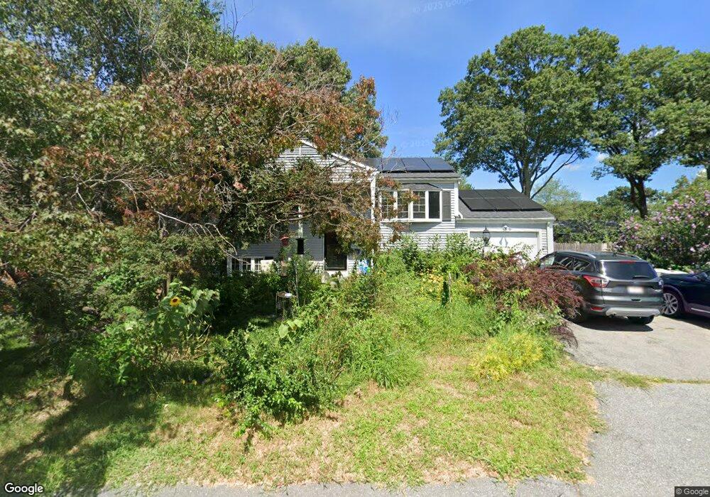 1 Pilgrim Rd, Lawrence, MA 01843 - photo 1