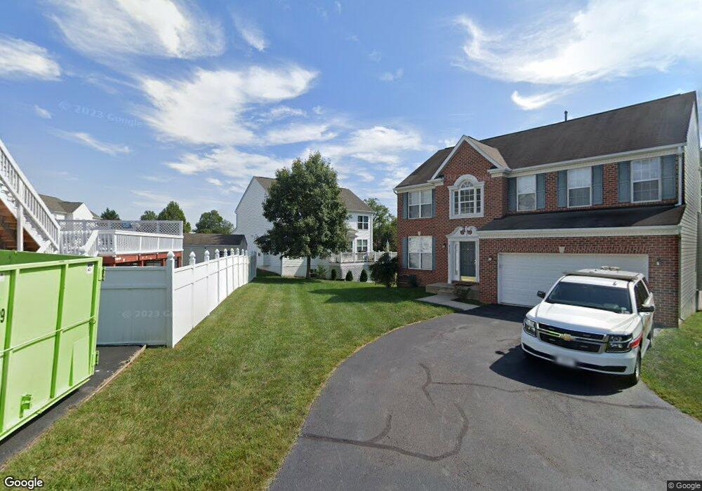 8661 Woods End Dr, Laurel, MD 20723 - photo 1