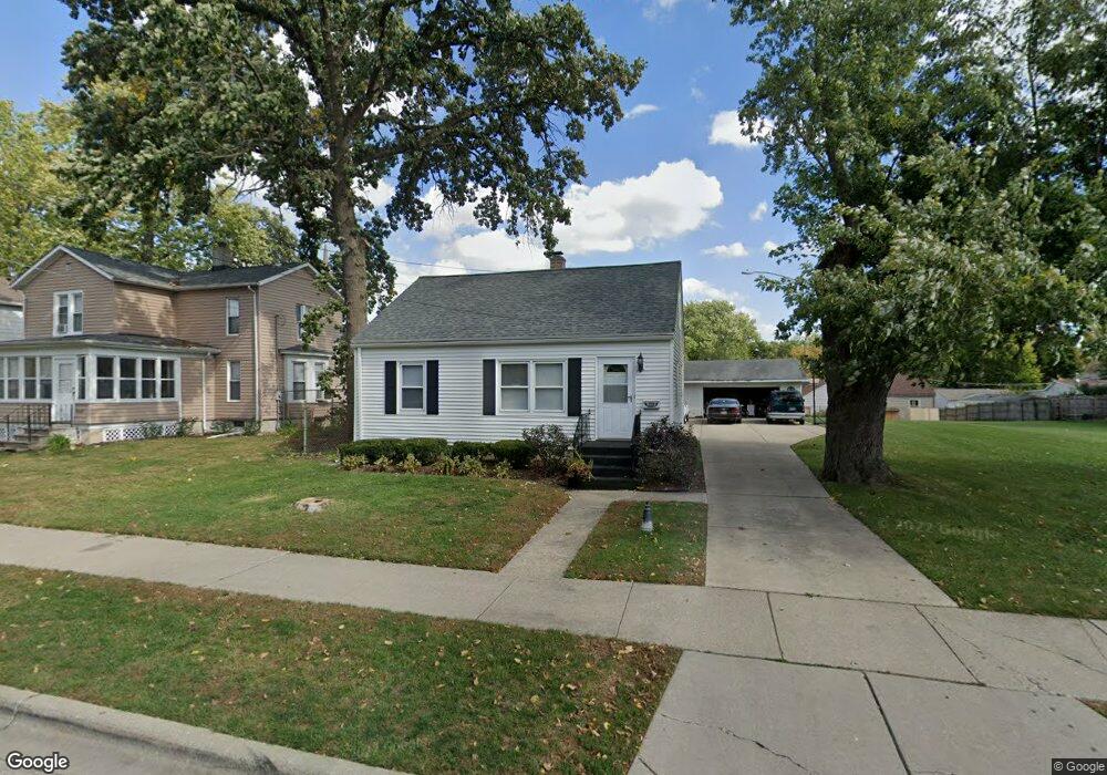 237 N 4th St, Aurora, IL 60505 - photo 1