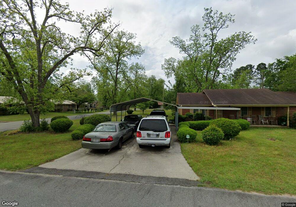 137 Griffin Ct, Fitzgerald, GA 31750 - photo 1