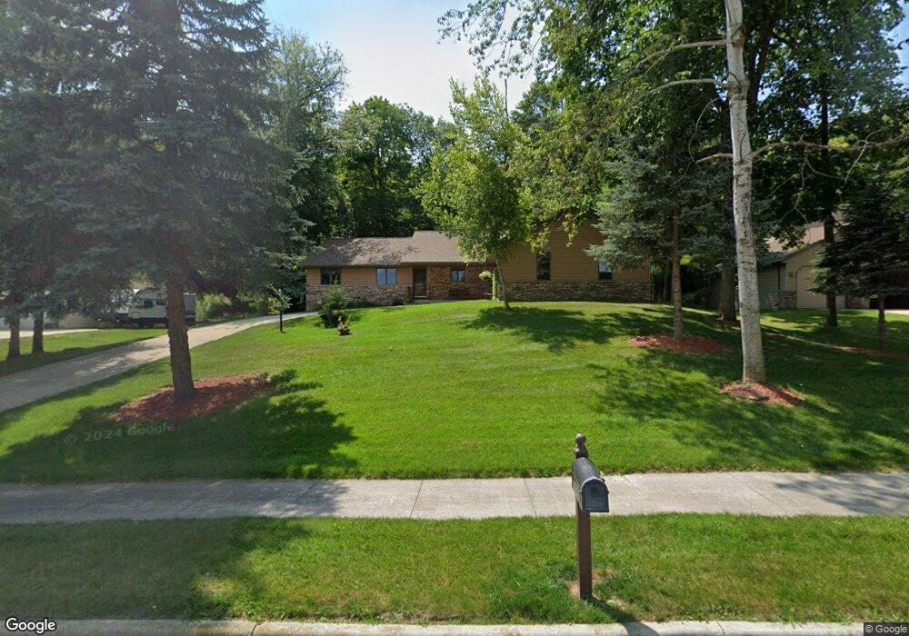 213 Bonnie Ln, Kewaskum, WI 53040 - photo 1