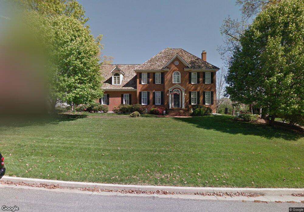 4000 Harcourt Ln, Henrico, VA 23233 - photo 1