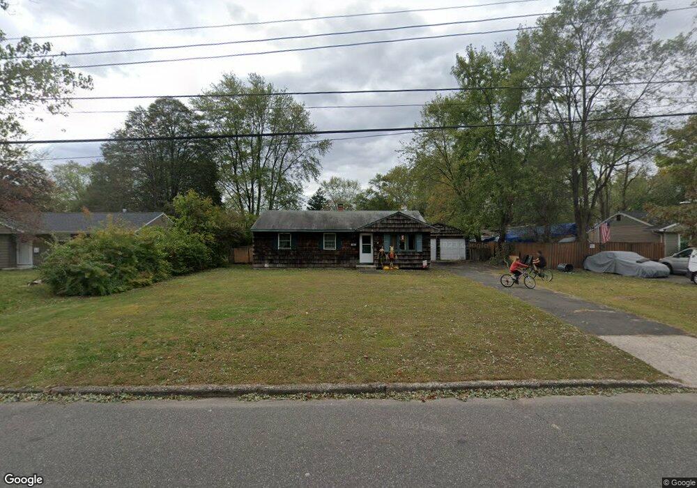 2912 Sipp Ave, Medford, NY 11763 - photo 1