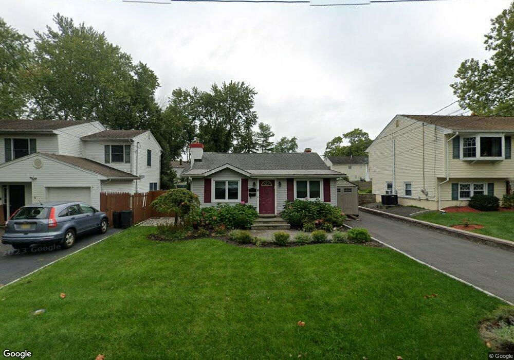 83 Hiawatha Blvd, Lake Hiawatha, NJ 07034 - photo 1