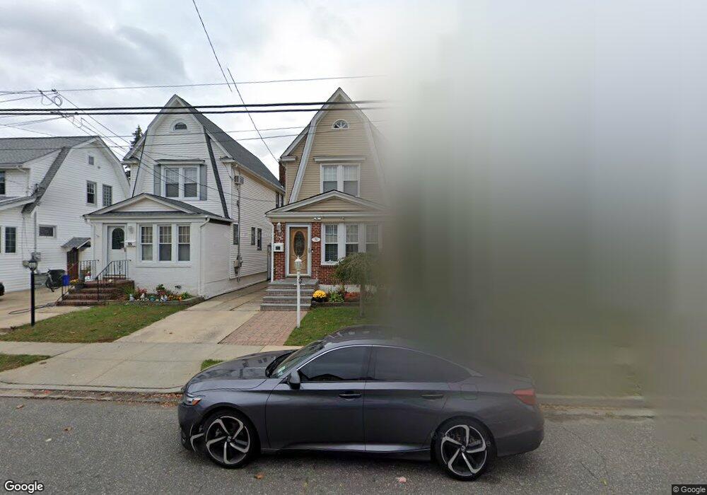 71 Bismark Ave, Valley Stream, NY 11581 - photo 1