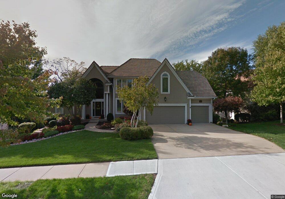 4946 Constance St, Shawnee, KS 66216 - photo 1