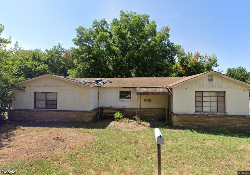 1015 N Wewoka Ave, Claremore, OK 74017 - photo 1