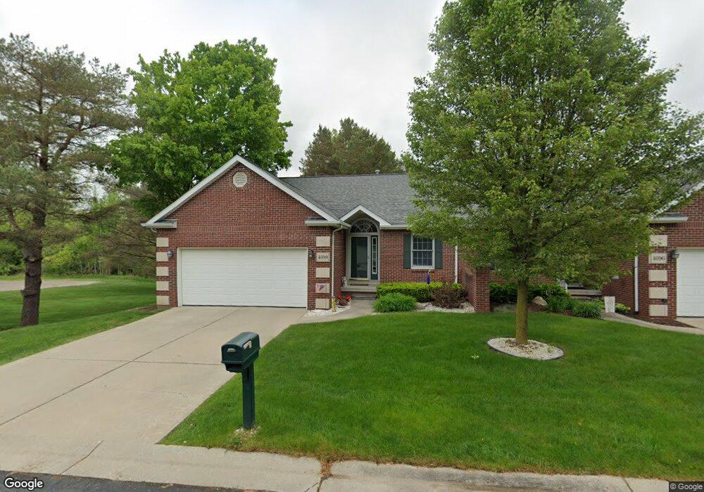 4098 Pine Glenn Crossing unit D13, Flushing, MI 48433 - photo 1