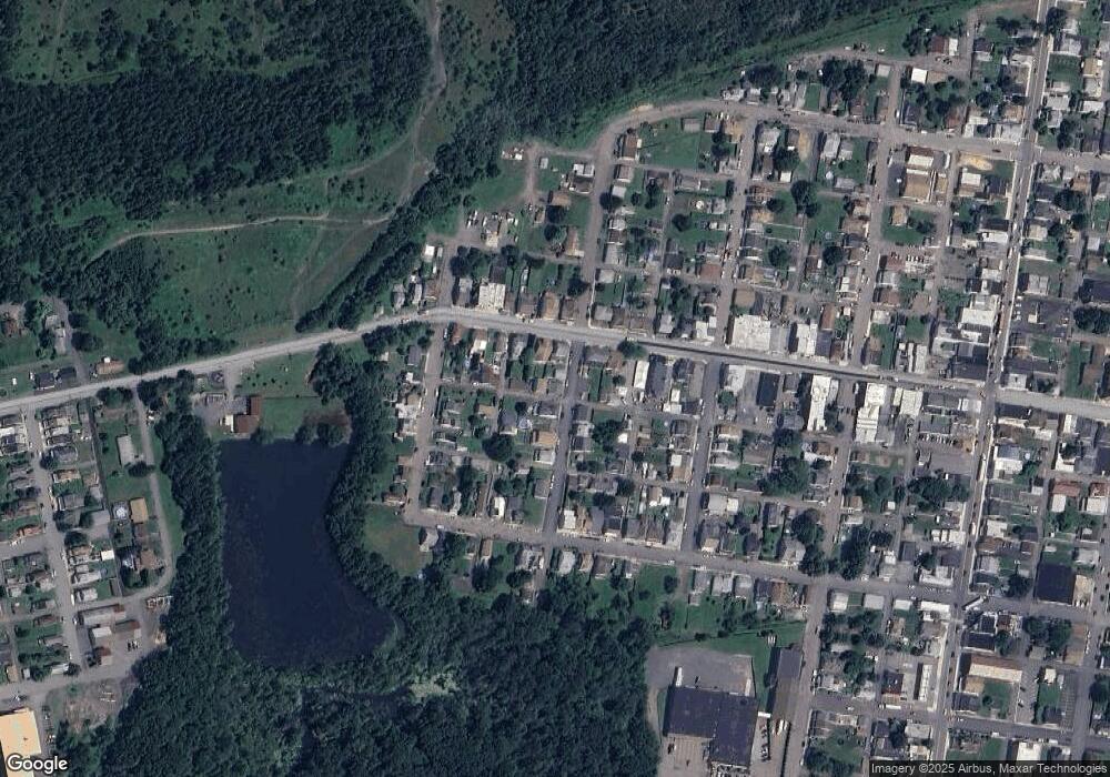 16 S Logan St, McAdoo, PA 18237 - photo 1