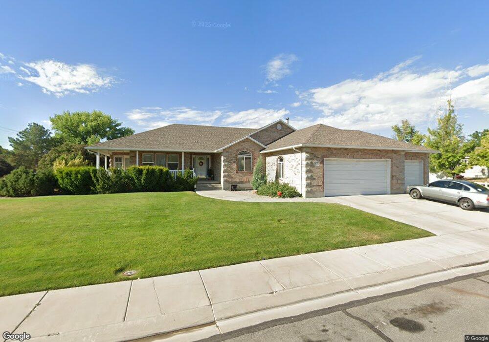 3621 Thunder Rd, Riverton, UT 84065 - photo 1