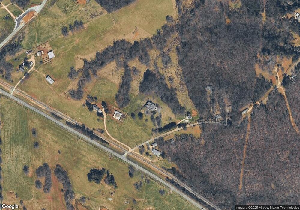 113 Mcclure Rd, Gillsville, GA 30543 - photo 1