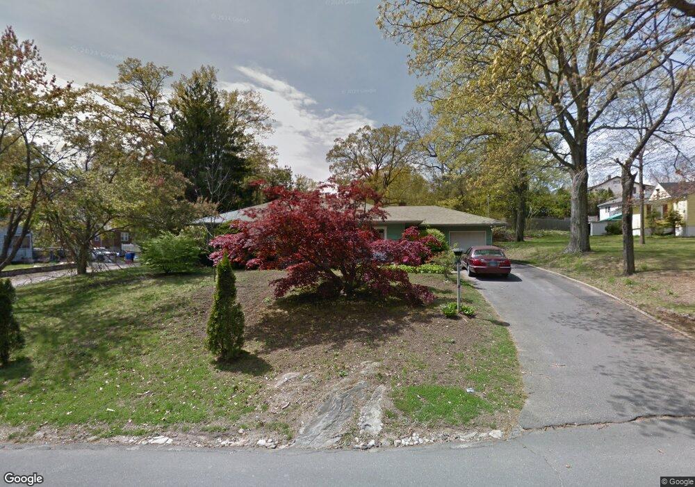 215 Tudor St, Waterbury, CT 06704 - photo 1