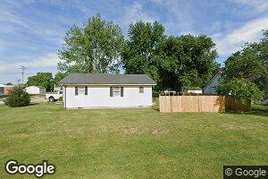 24 S Adams St, Herrick, IL 62431