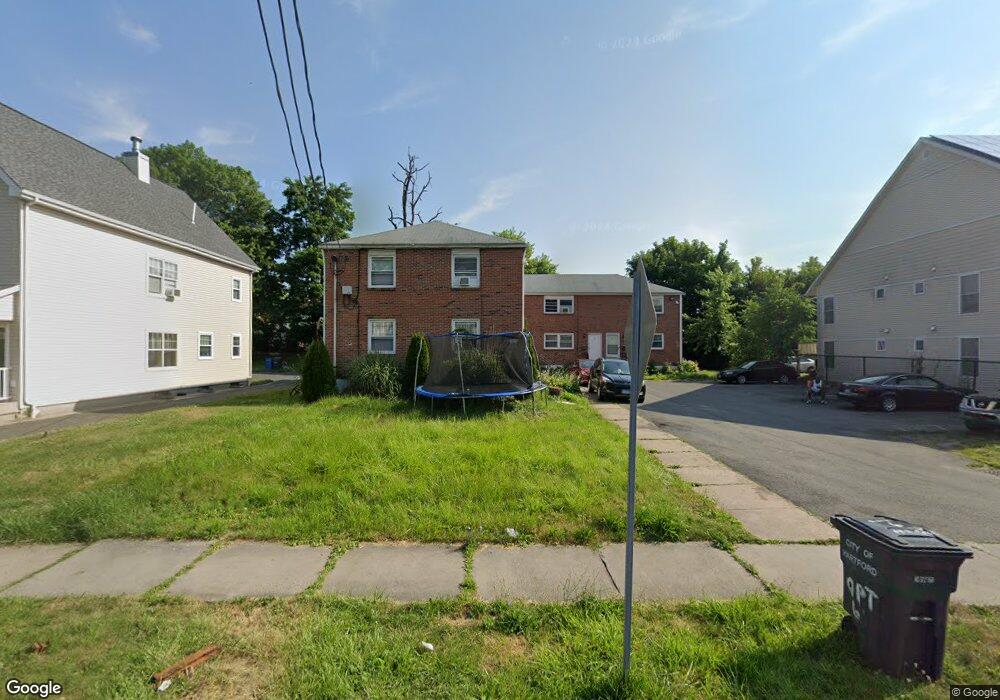 122 Earle St, Hartford, CT 06120 - photo 1