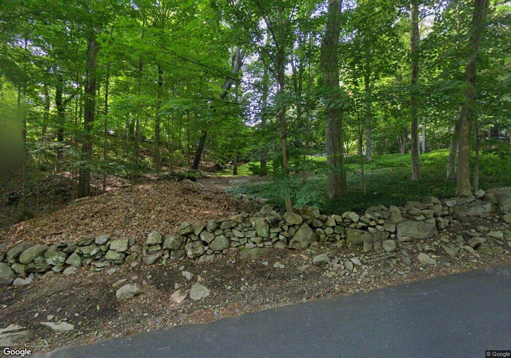 343 Ingleside Dr, Stamford, CT 06903 - photo 1