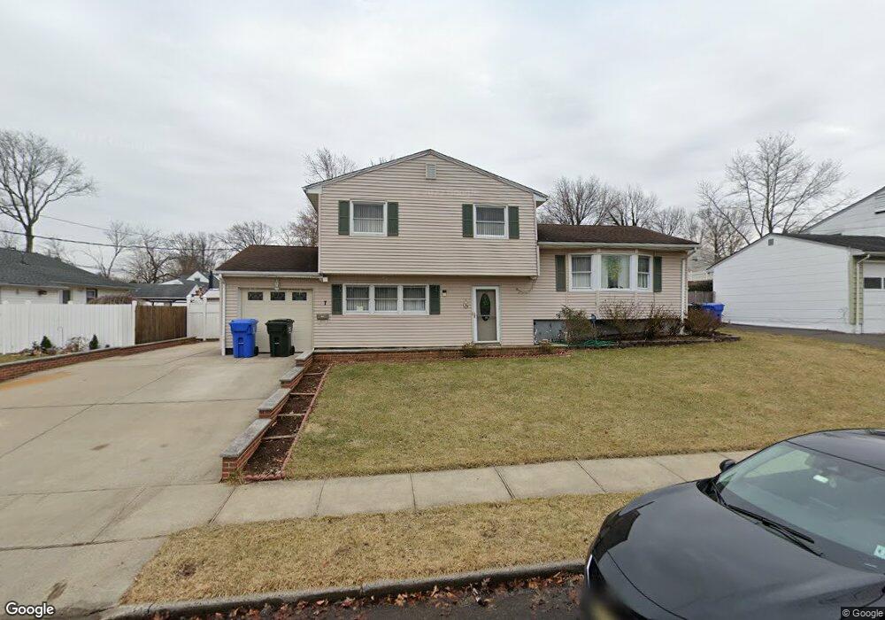 7 Denman Dr, Fords, NJ 08863 - photo 1