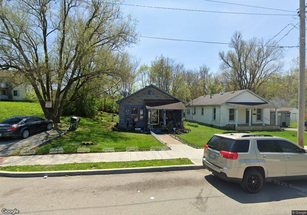 703 W 24th St, Anderson, IN 46016 - photo 1