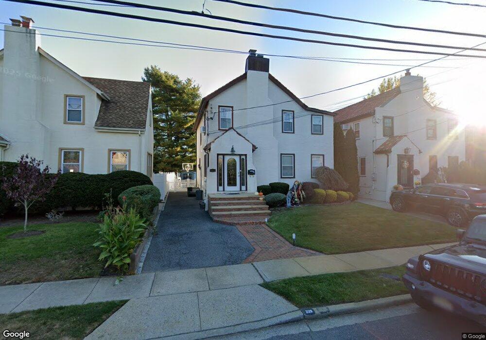 229 Bayview Ave, Merrick, NY 11566 - photo 1