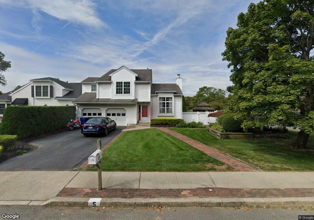 5 Hunters Pointe, North Middletown, NJ 07748 - photo 1