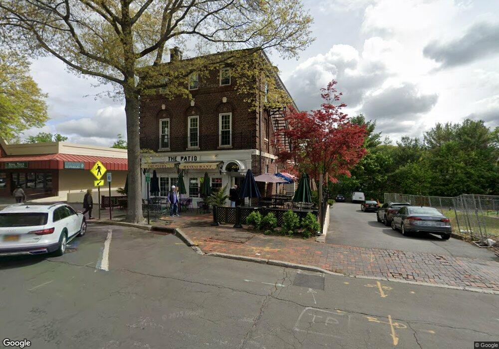 1133 Pleasantville Rd unit 2D, Briarcliff Manor, NY 10510 - photo 1