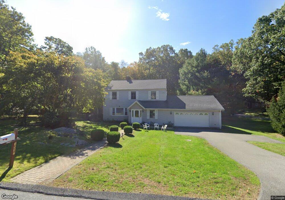 1537 Sylvan Rd, Mohegan Lake, NY 10547 - photo 1