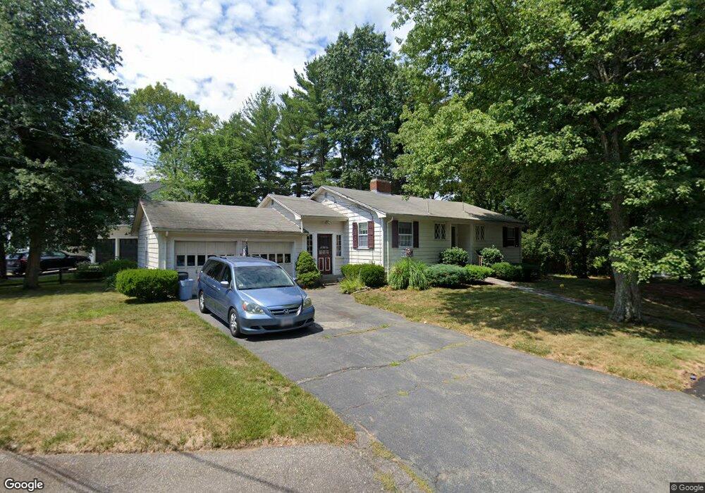 4 Elizabeth Cir, Needham, MA 02492 - photo 1