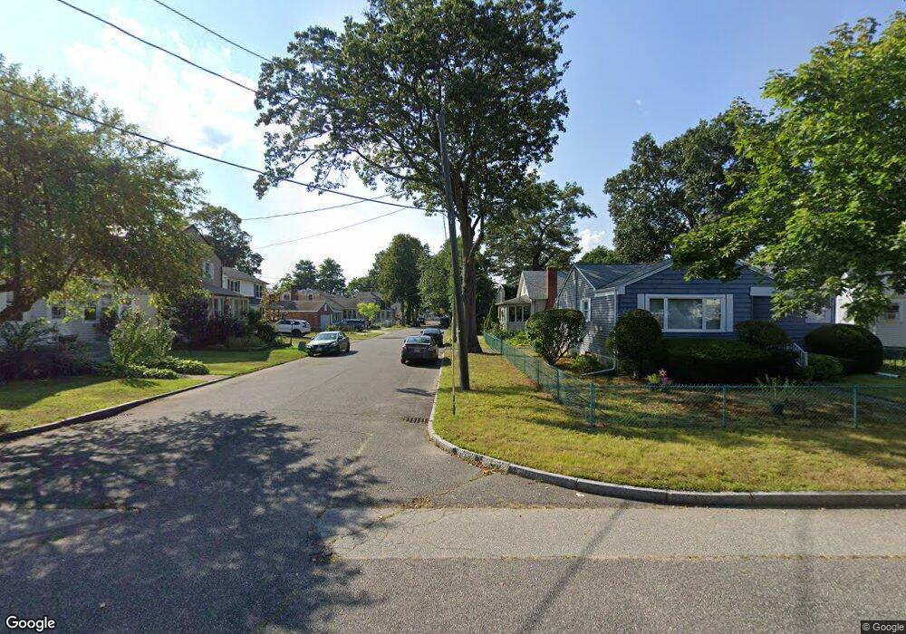 0118 Border St, Springfield, MA 01104 - photo 1