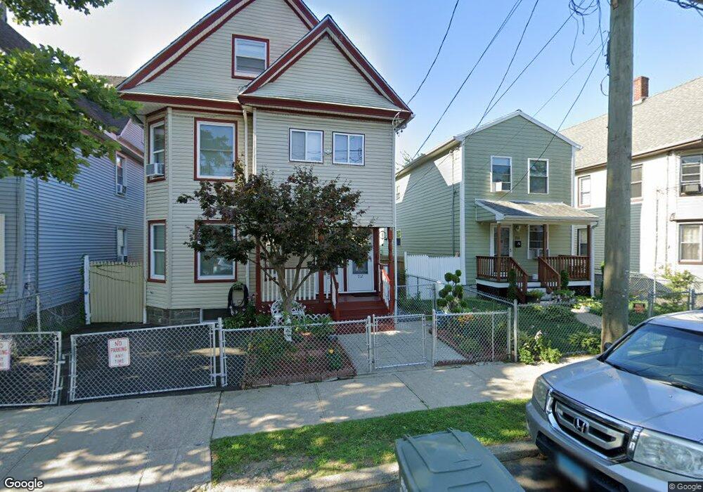 712 Shelton St, Bridgeport, CT 06608 - photo 1