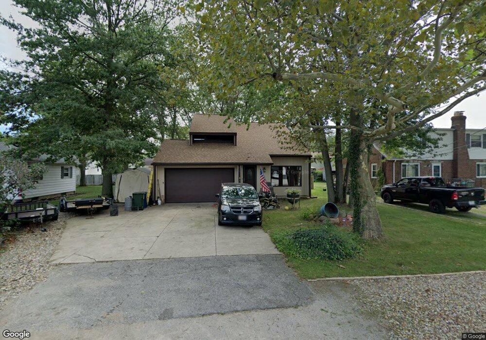 5248 Edgewater Dr, Sheffield Lake, OH 44054 - photo 1