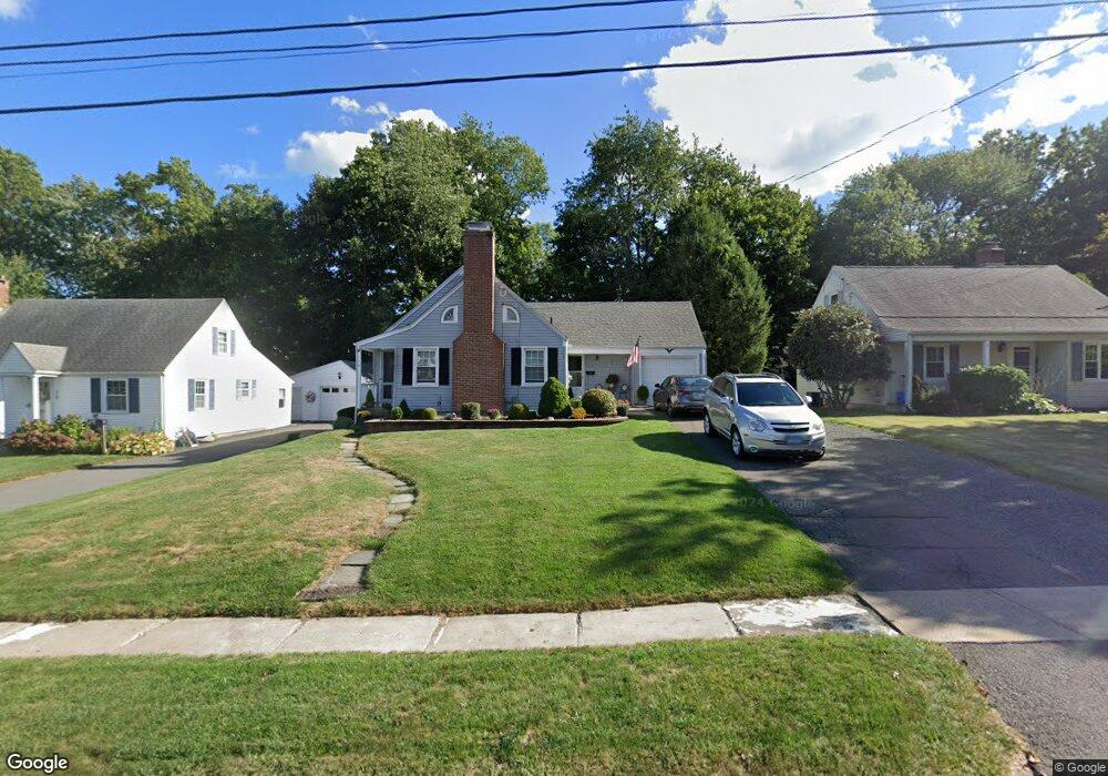 112 Beverly Rd, Wethersfield, CT 06109 - photo 1