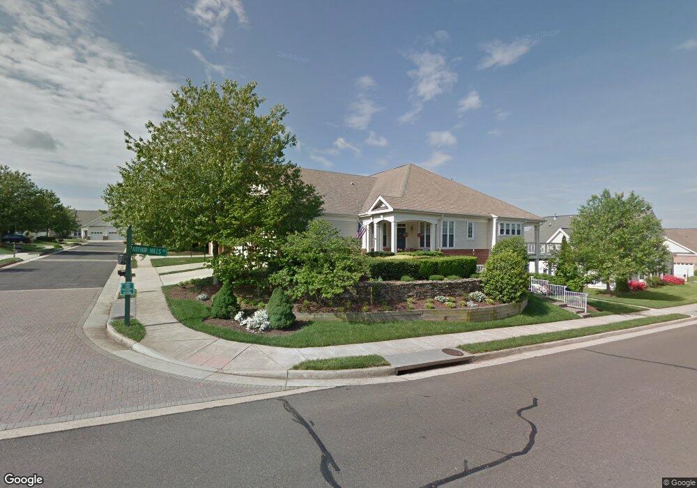 6922 Netherstone Ct, Gainesville, VA 20155 - photo 1