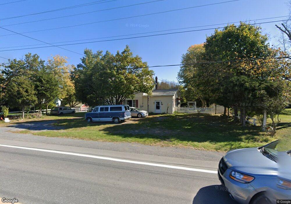 10105 Winchester Ave, Bunker Hill, WV 25413 - photo 1