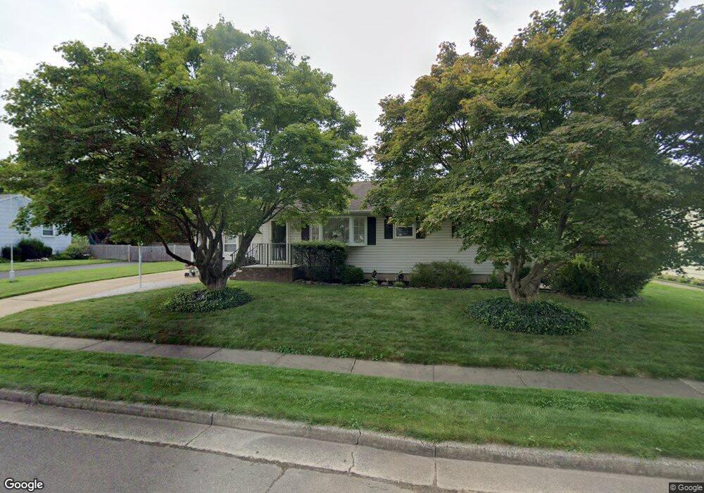 533 Sidorske Ave, Manville, NJ 08835 - photo 1