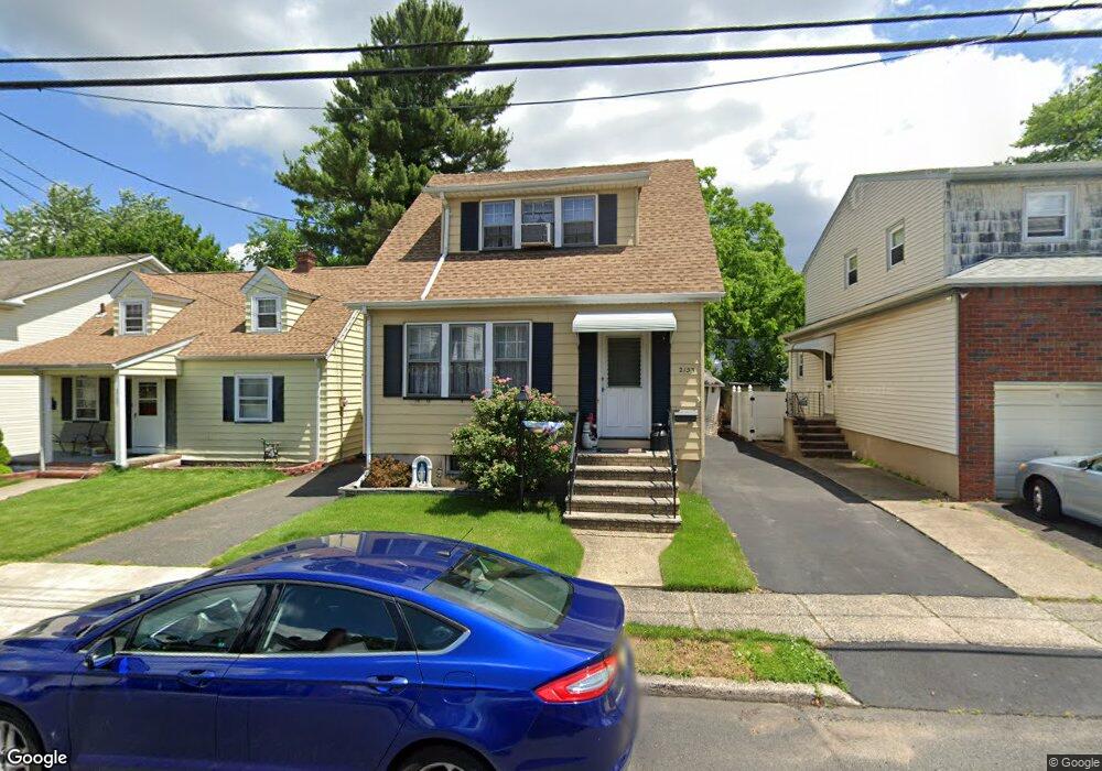 2153 Balmoral Ave, Union, NJ 07083 - photo 1