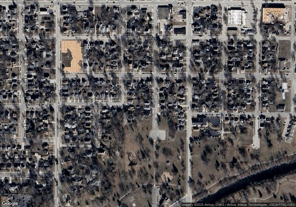 408 1st St SW, Austin, MN 55912 - photo 1