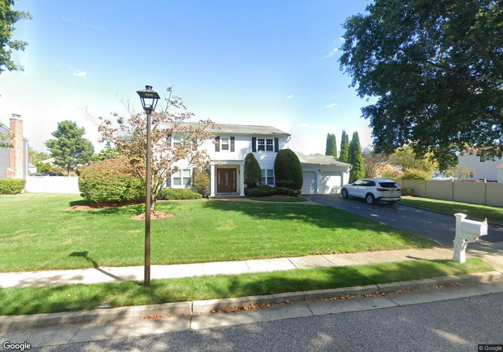 6 Sutton Place, Wheatley Heights, NY 11798 - photo 1