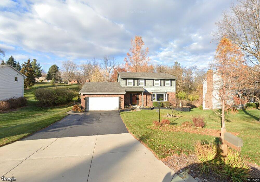 1320 Surrey Ln, Algonquin, IL 60102 - photo 1