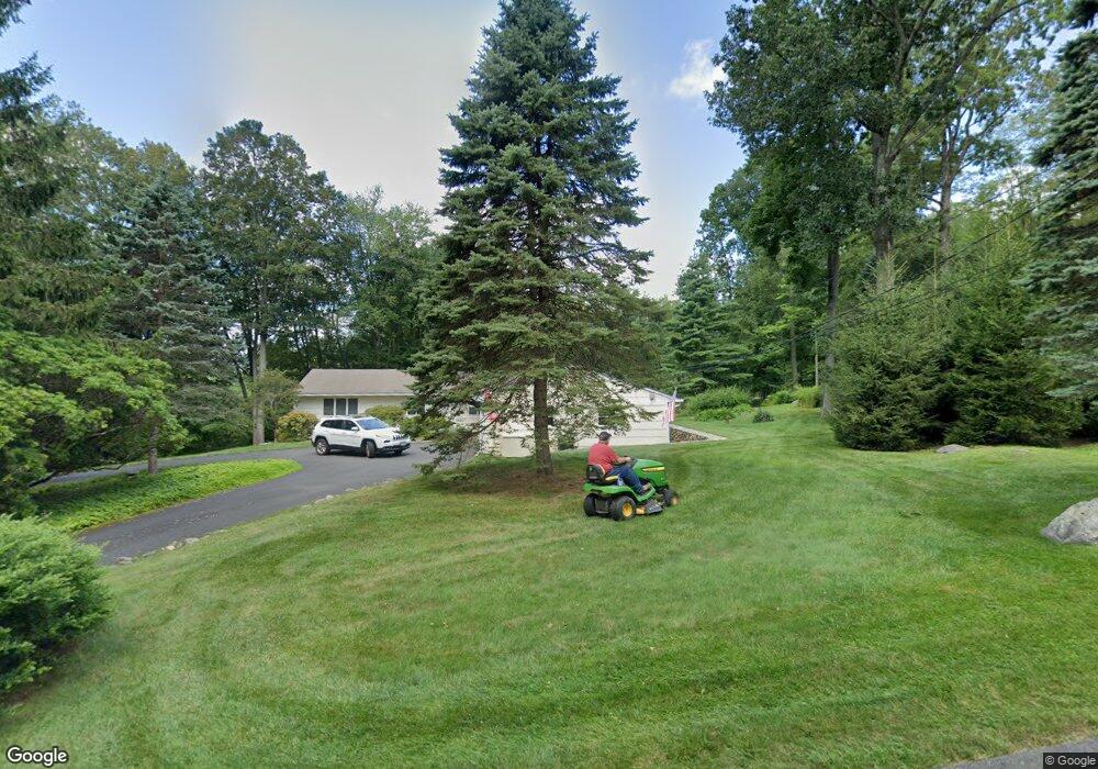 15 Deacon Abbott Rd, Redding, CT 06896 - photo 1