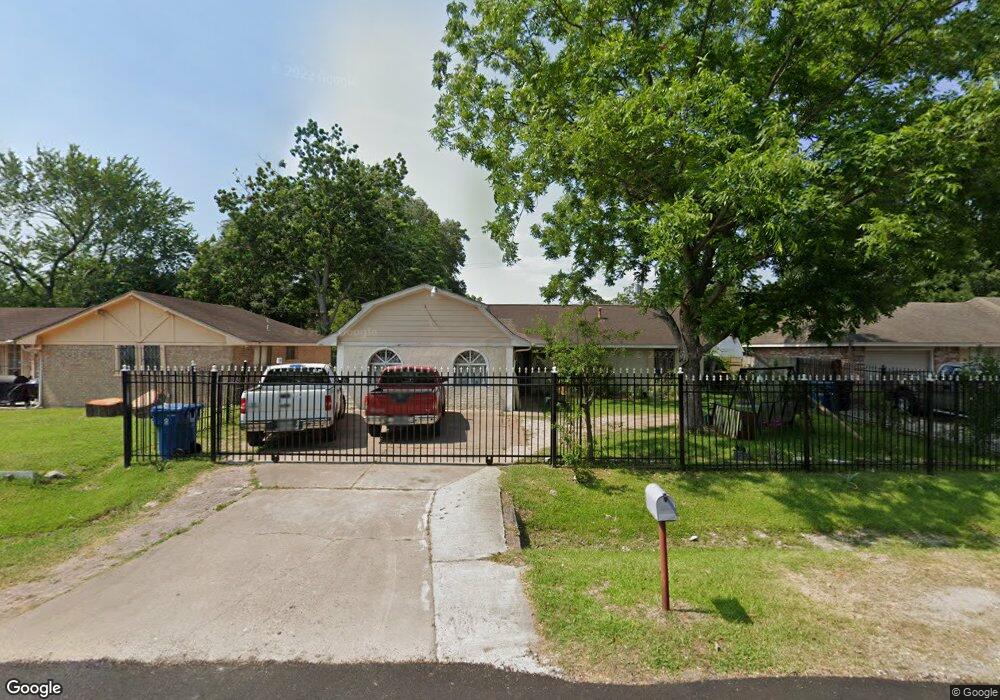 4035 Castledale Dr, Houston, TX 77093 - photo 1