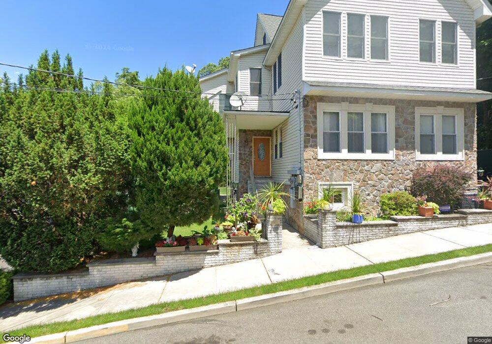 105 Kossuth St, Wallington, NJ 07057 - photo 1