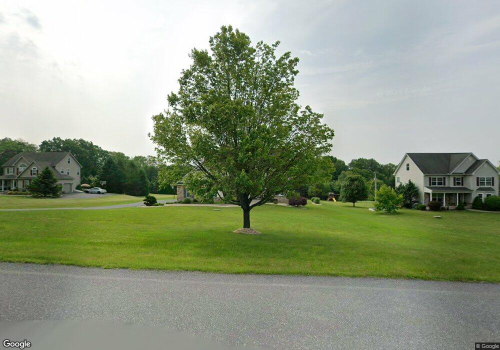 2771 Maefield Rd, Bath, PA 18014 - photo 1