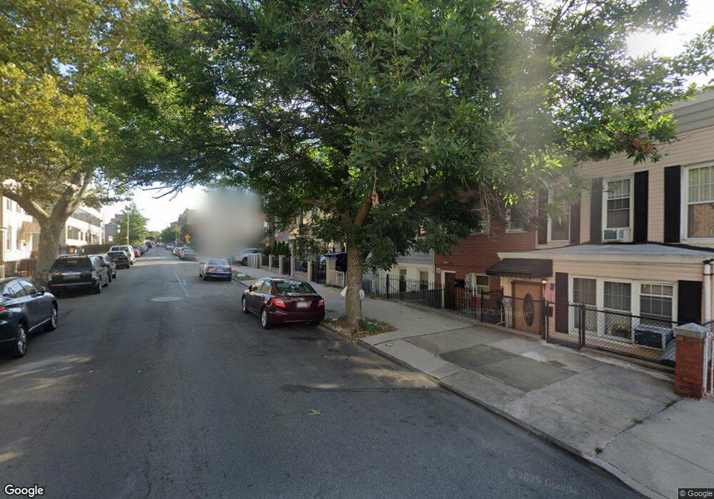 32-57 37th St unit 2, Astoria, NY 11103 - photo 1