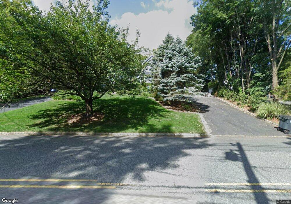 130 Walnut St, Livingston, NJ 07039 - photo 1