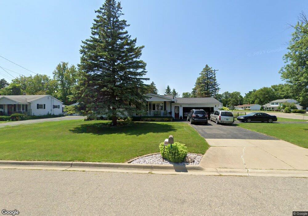 1430 Dorellen Ave, Flint, MI 48532 - photo 1