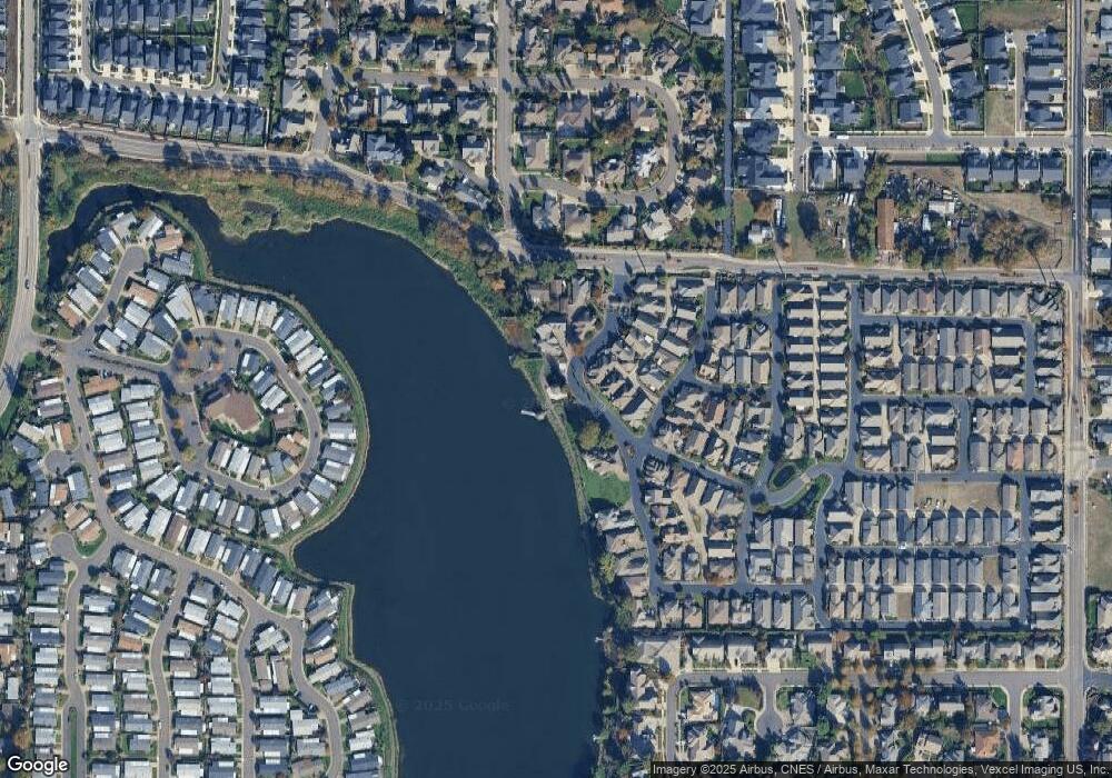 1750 Lake Shore Dr, Eugene, OR 97408 - photo 1